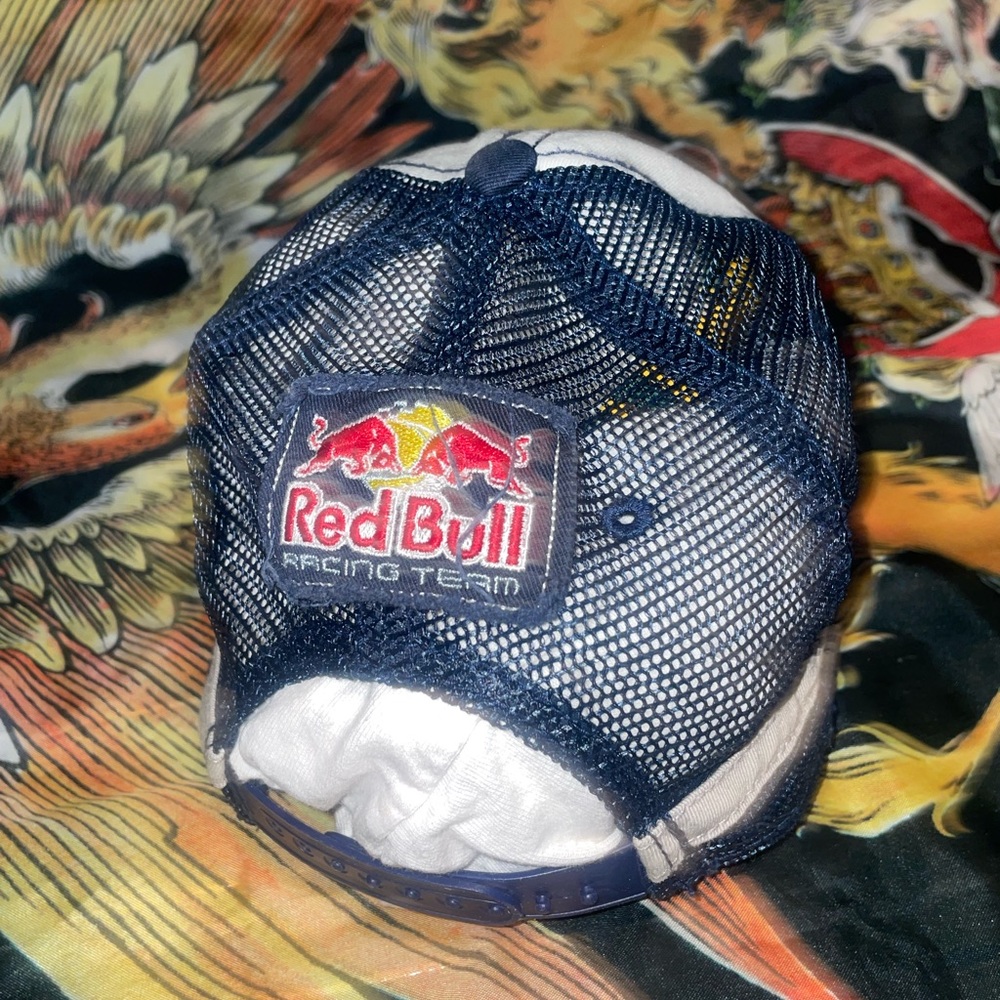 Red Bull snapback hat - Picture 2 of 4